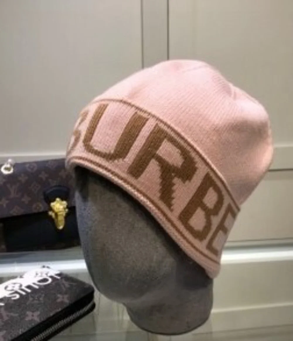 Burberry Logo Knit Beanie Pink - Picture 2 of 4